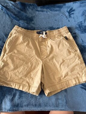 Hollister Men's Jogger Shorts in Light Brown